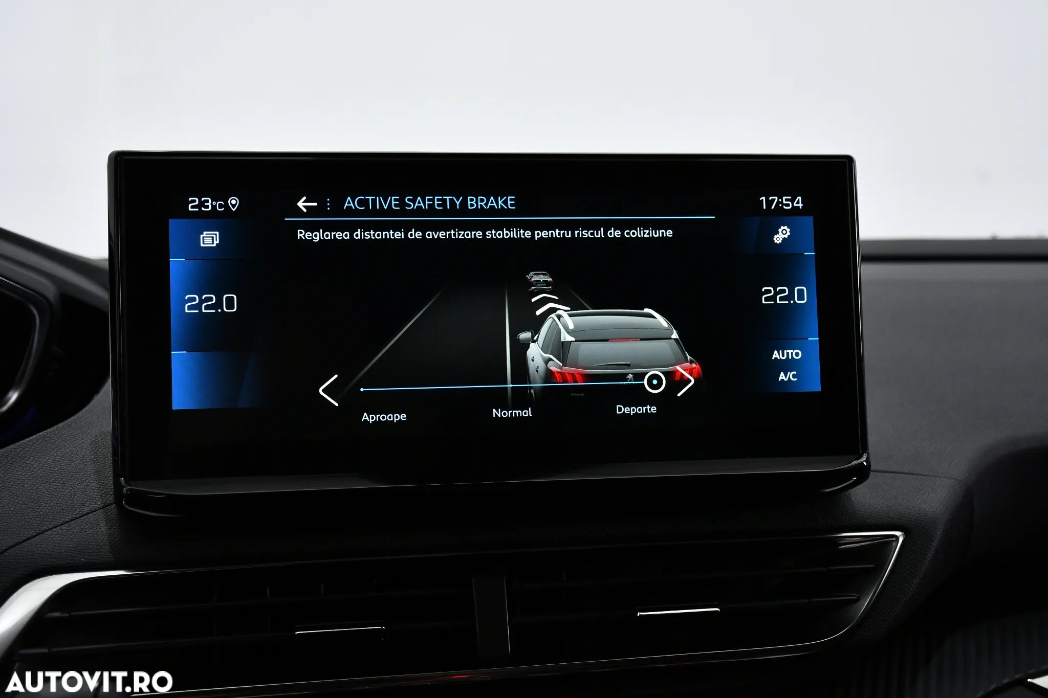 Peugeot 3008 1.5 BlueHDI 130 EAT8 Allure Pack - 24