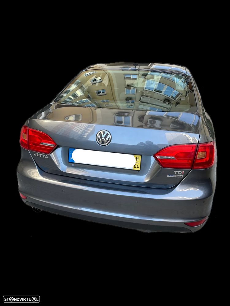 VW Jetta 1.6 TDi Confortline BM - 3