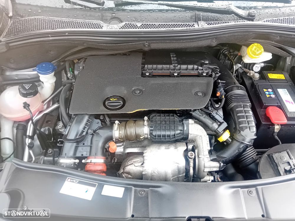 Peugeot 2008 1.6 BlueHDi Style - 18