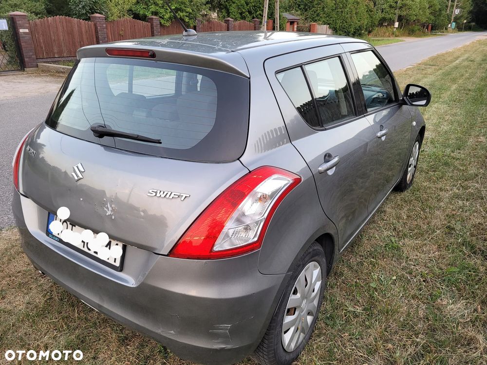 Suzuki Swift - 5