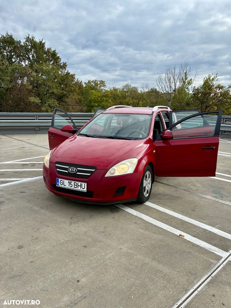 Kia Ceed 1.6 CRDi SW EX - 1