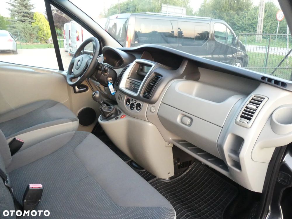 Opel VIVARO - 18