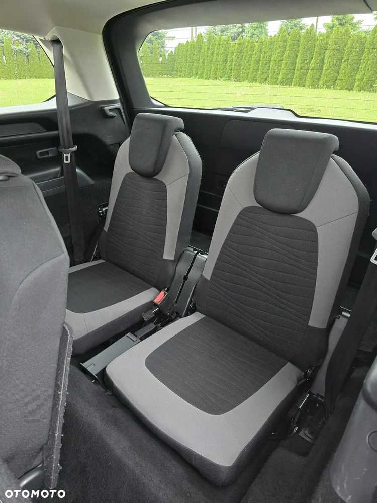 Citroën C4 Grand Picasso - 22
