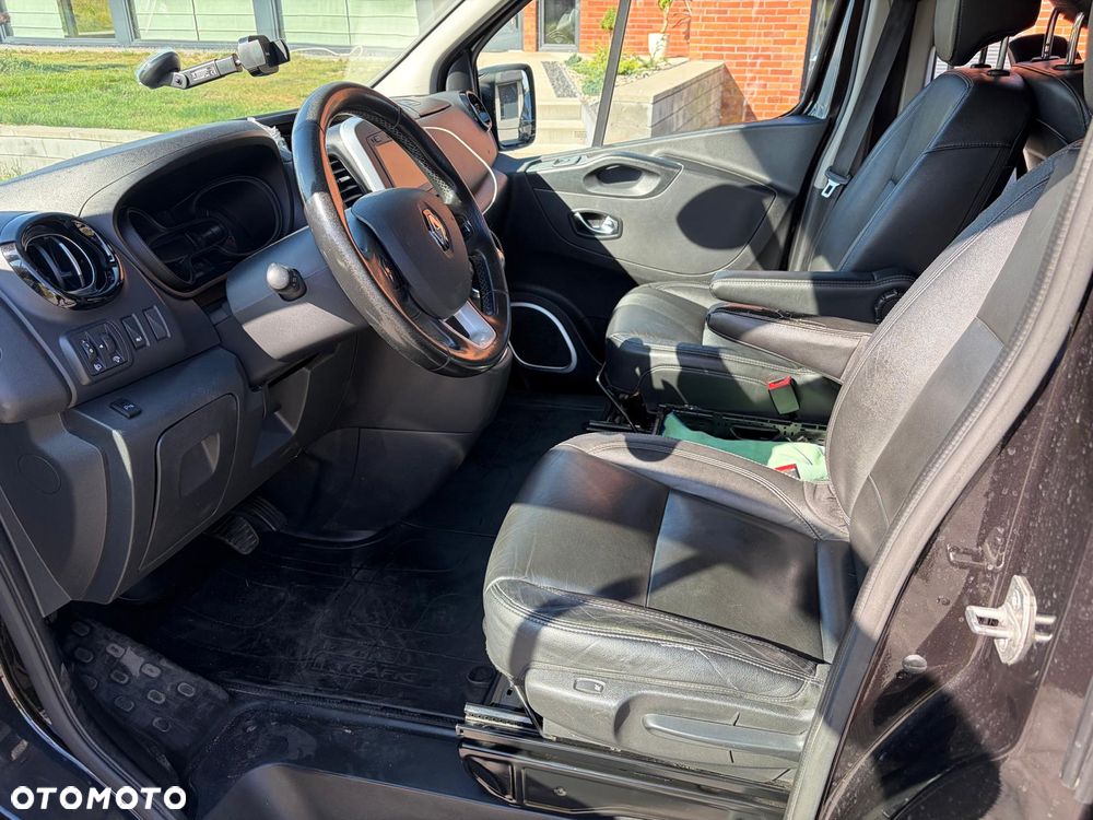 Renault Trafic 2.0 dCi - 6