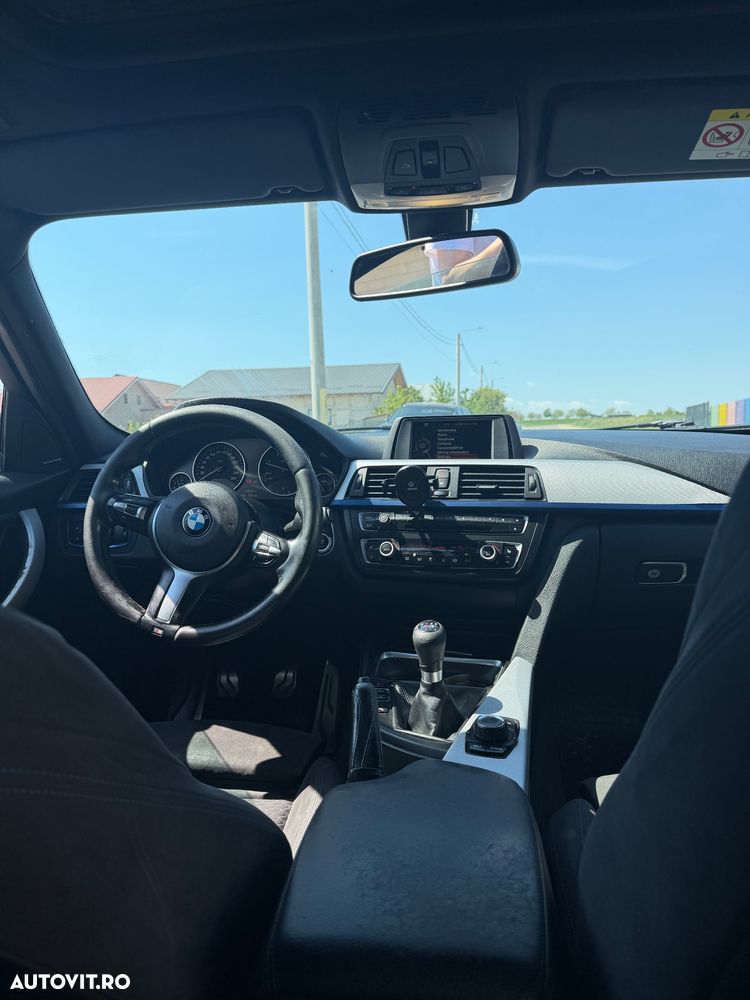 BMW Seria 3 320d - 8