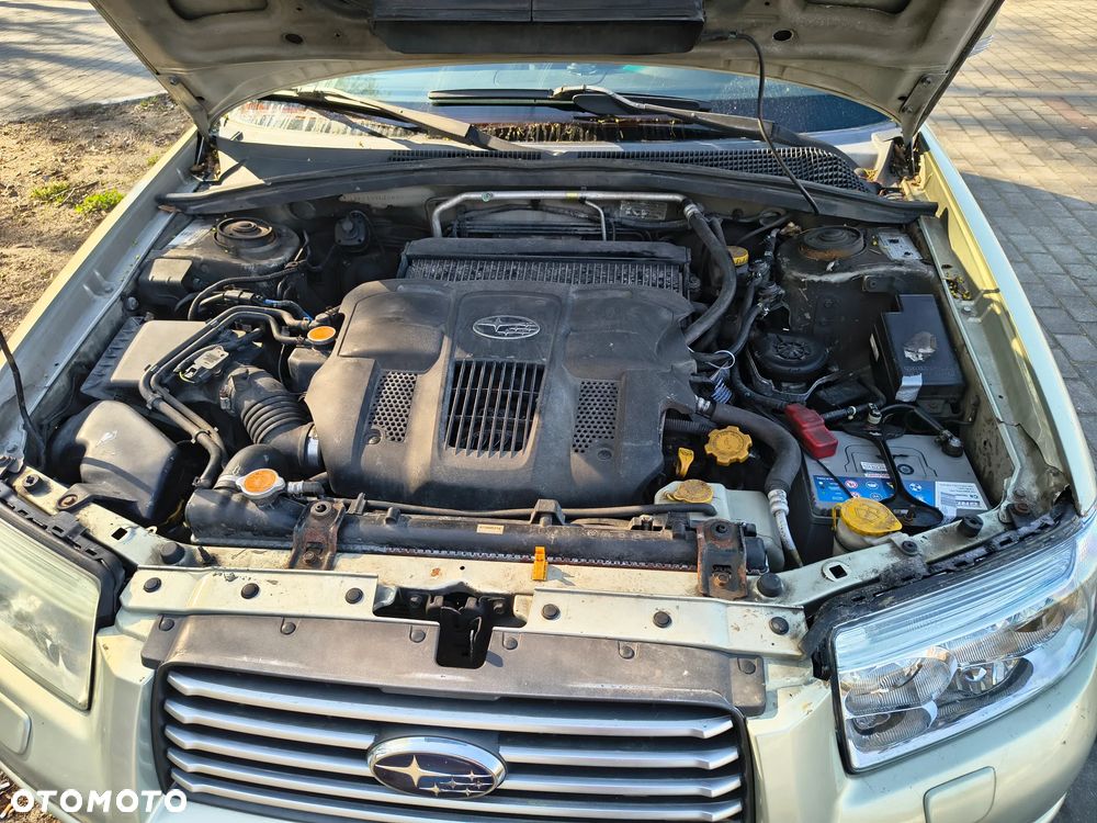 Subaru Forester 2.5 XT 000 - 14