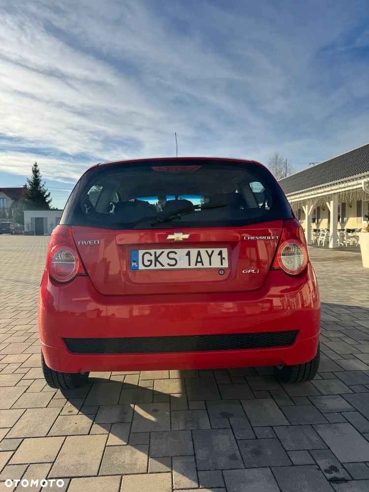 Chevrolet Aveo 1.2 16V Base - 14