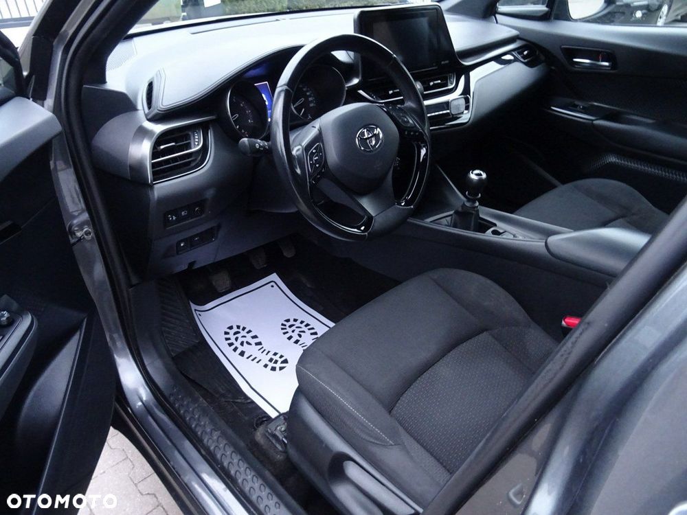 Toyota C-HR - 10