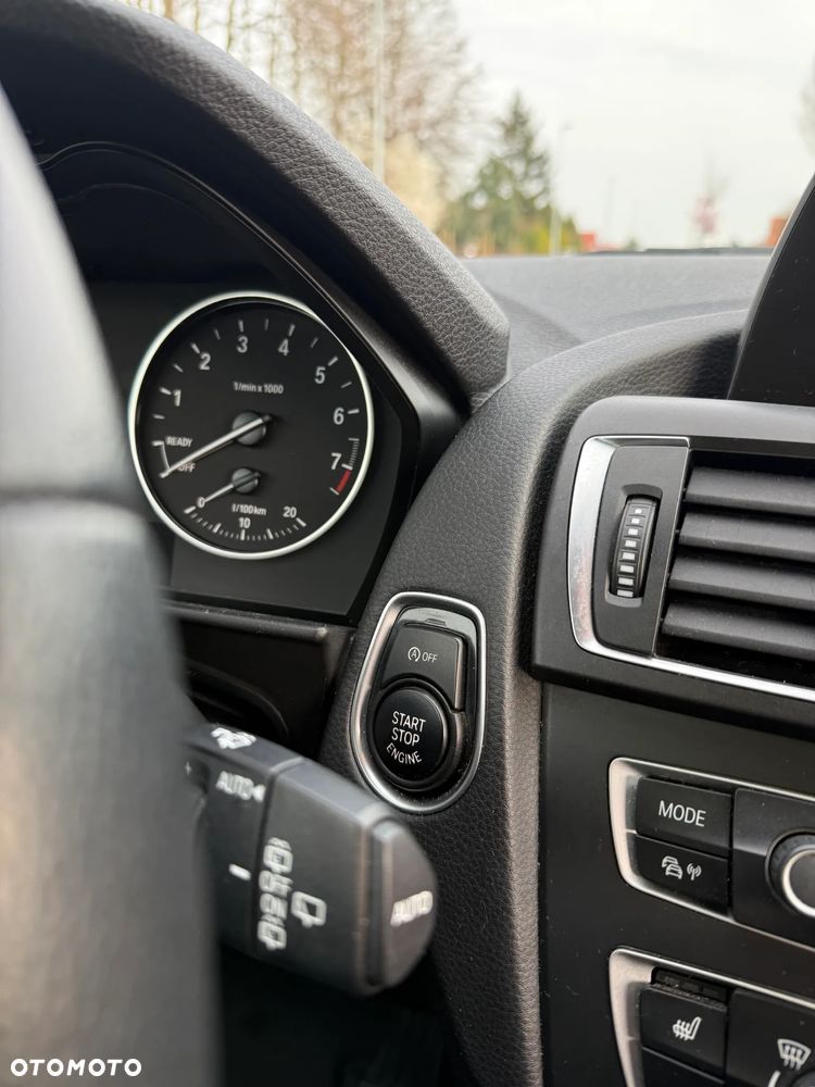 BMW Seria 1 - 18