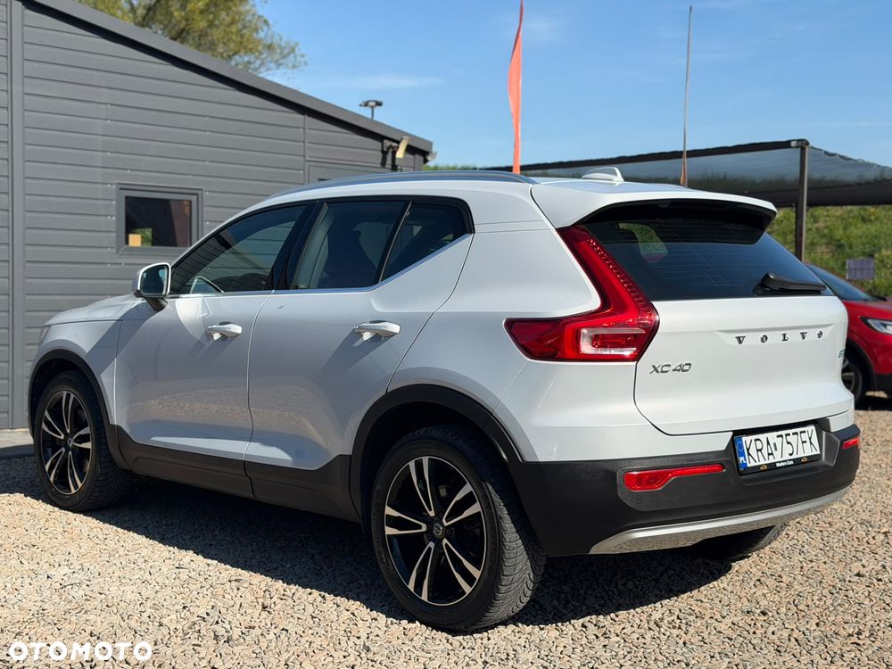 Volvo XC 40 B4 B AWD Geartronic Inscription - 14