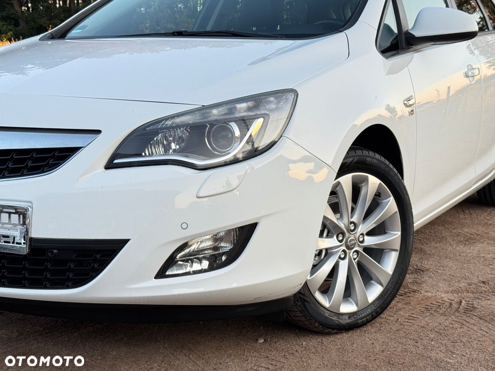 Opel Astra 1.4 T Edition 150 - 8