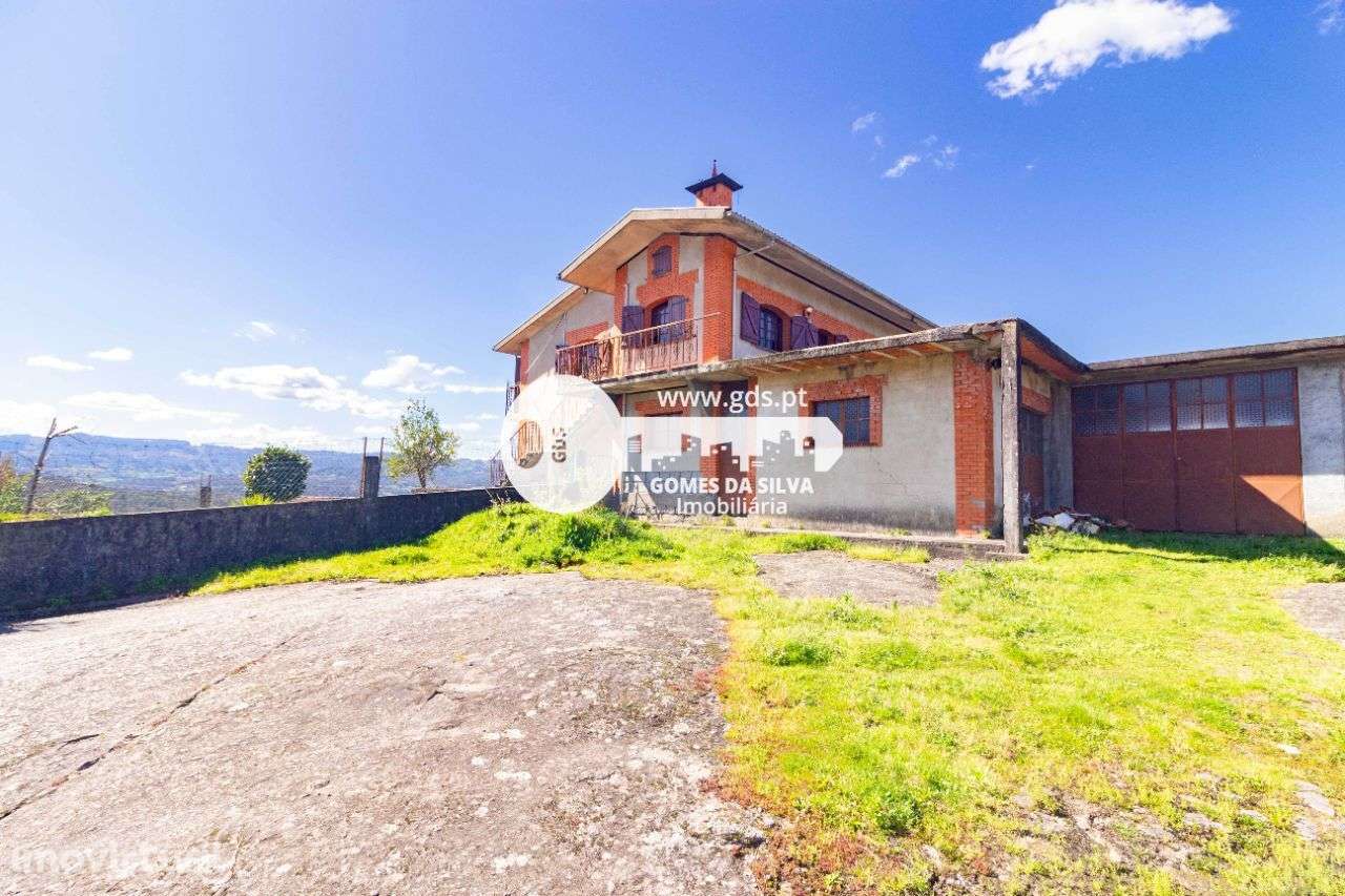 Moradia T3 à Venda em Verim – Junto à Praia Fluvial - Grande imagem: 2/36