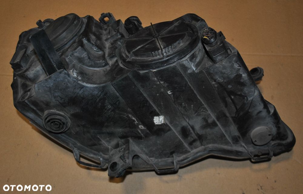 Lampa lewy prawa przód Polo IV lift - 3