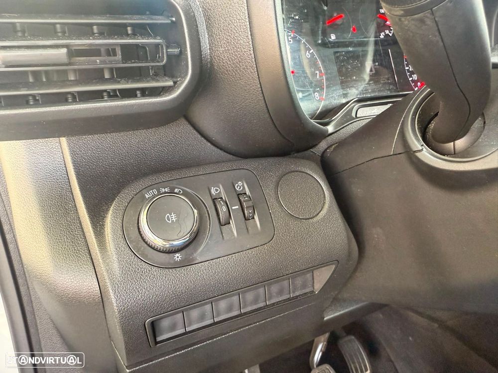 Opel Combo 1.6 CDTi L2H1 Pack Clim - 11