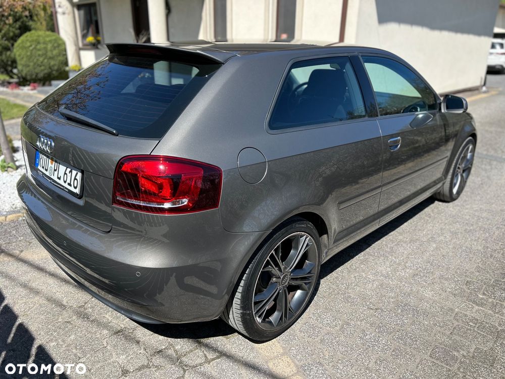 Audi A3 3-drzwiowe 1.6 TDI Attraction - 12