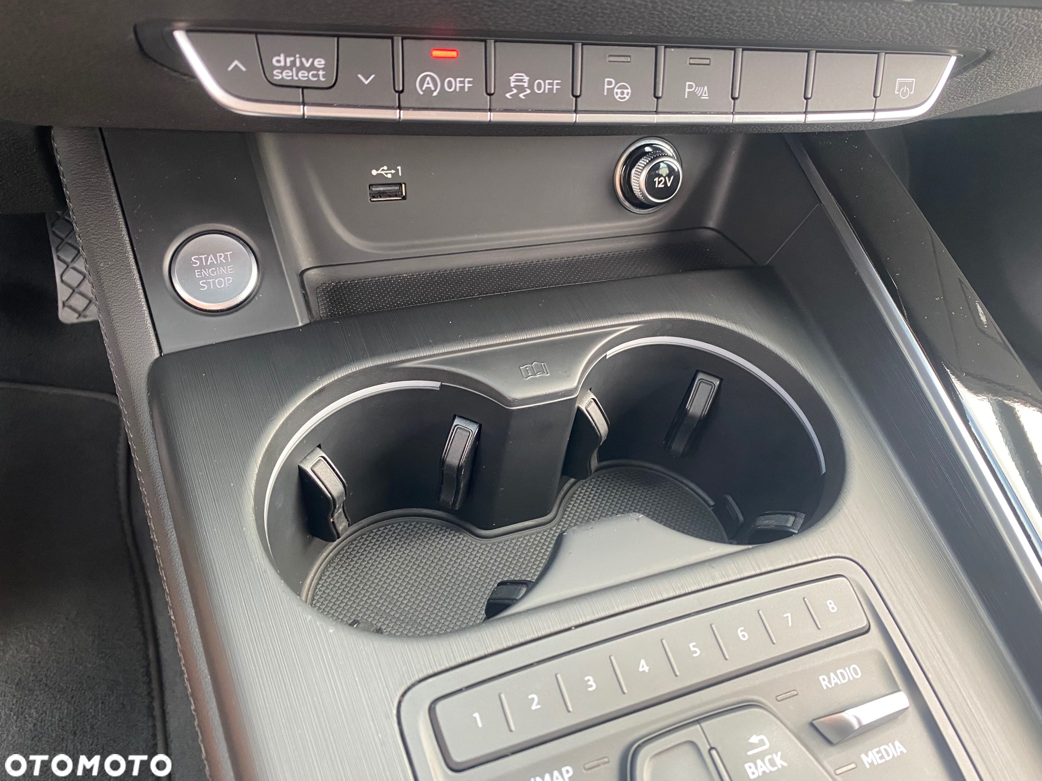 Audi A4 2.0 TDI S tronic - 21