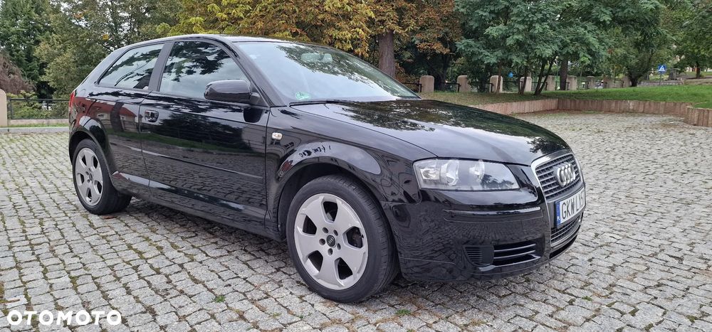 Audi A3 3-drzwiowe 1.6 Ambiente - 25