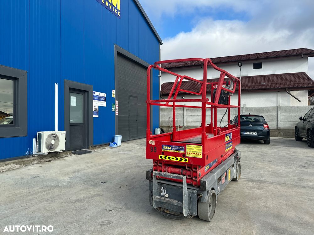 Haulotte Compact 8, din 2013 -5900 euro 8 metri  electrica vanzare inchiriere Valcea Bucuresti Craiova Pitesti Tg Jiu, Sibiu - 5