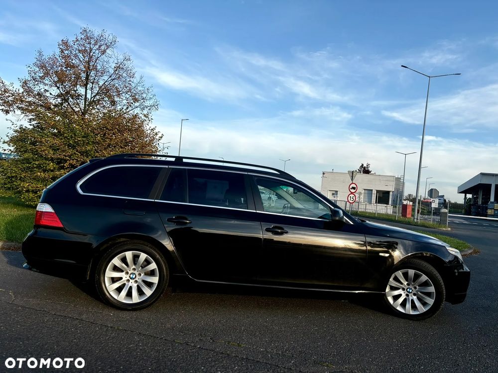 BMW Seria 5 520d Edition Sport - 6
