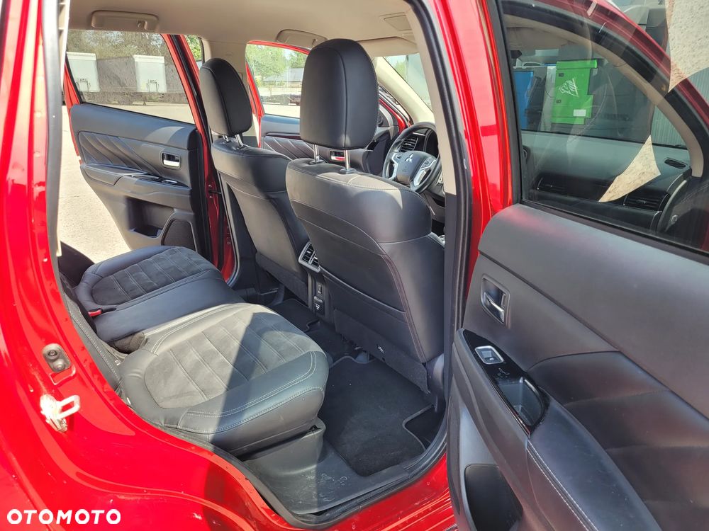 Mitsubishi Outlander 2.0 Intense 4WD CVT - 12