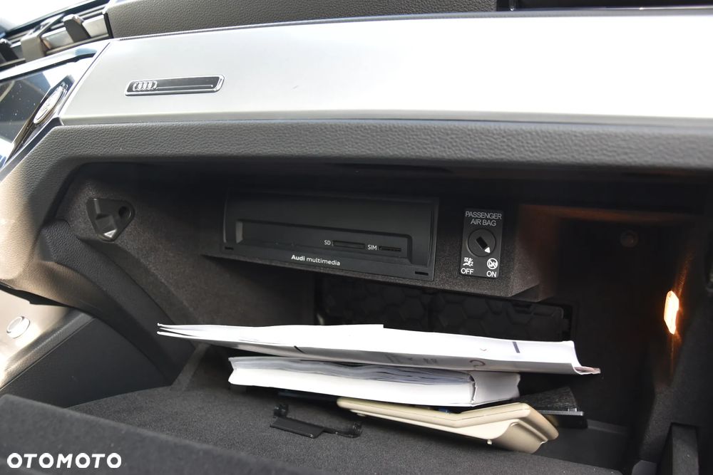 Audi Q3 2.0 TDI S tronic - 24