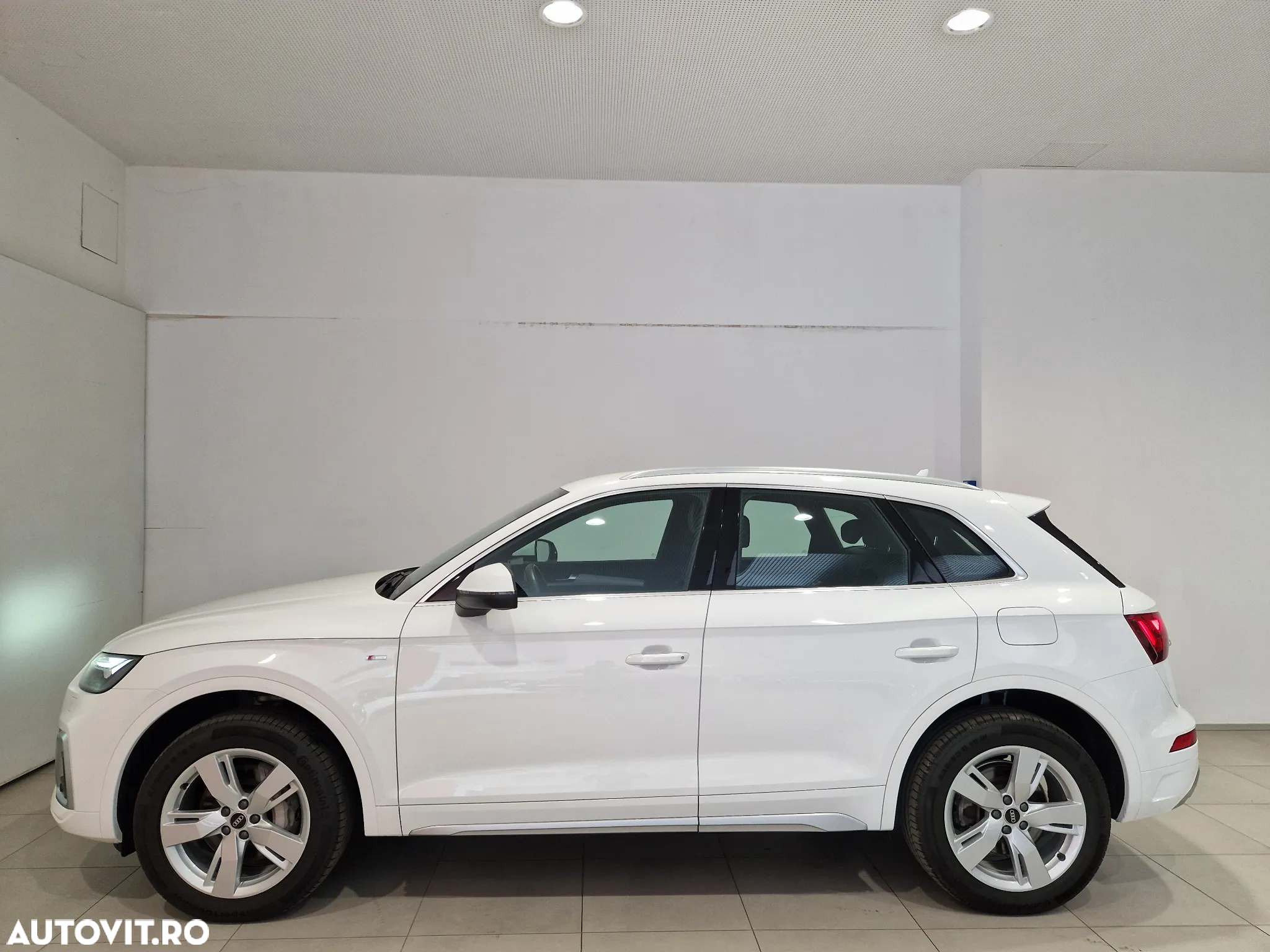 Audi Q5 55 TFSIe quattro S tronic S line - 2