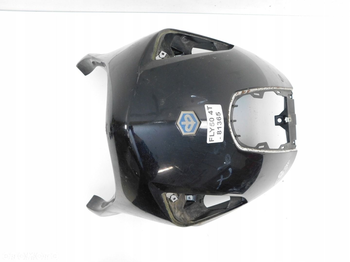 PIAGGIO FLY 50 4T CZACHA CZASZA PRZÓD - 1