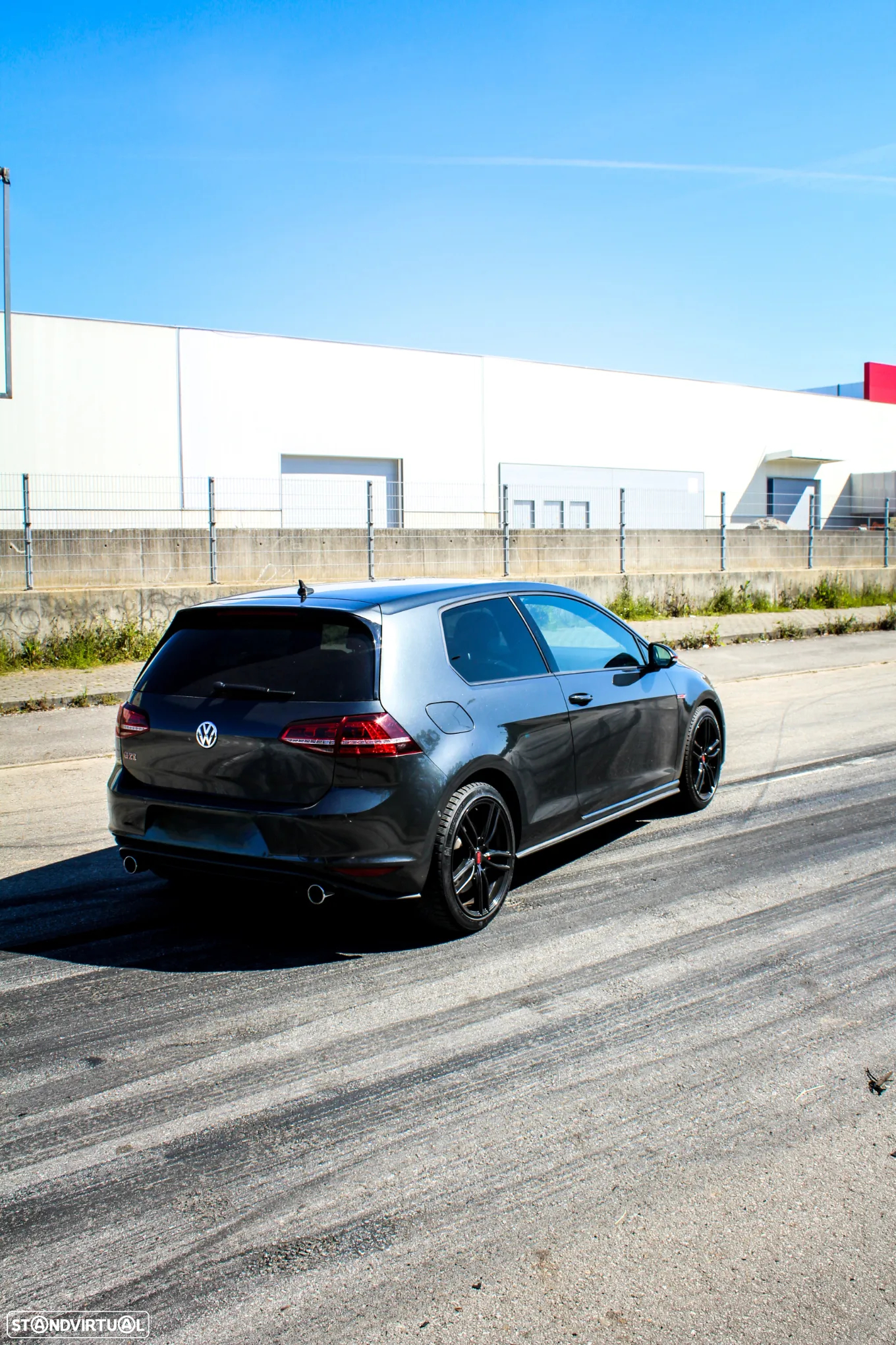 VW Golf 2.0 TSi GTi DSG Performance - 14