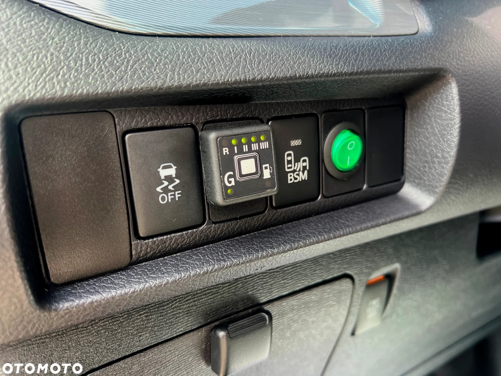 Toyota Sienna 3.5 V6 SE - 19