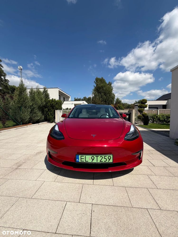 Tesla Model 3 - 6