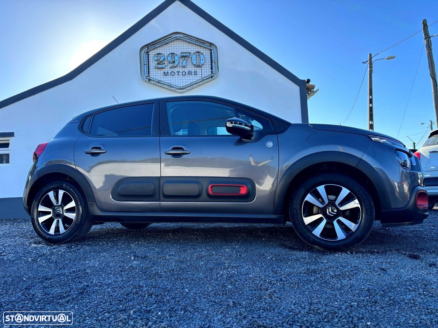 Citroën C3 1.2 PureTech C-Series - 2