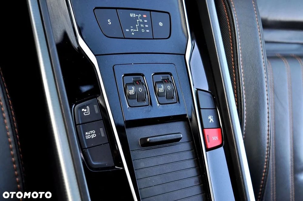 Peugeot 508 RXH BlueHDi 180 EAT6 Stop&Start - 32