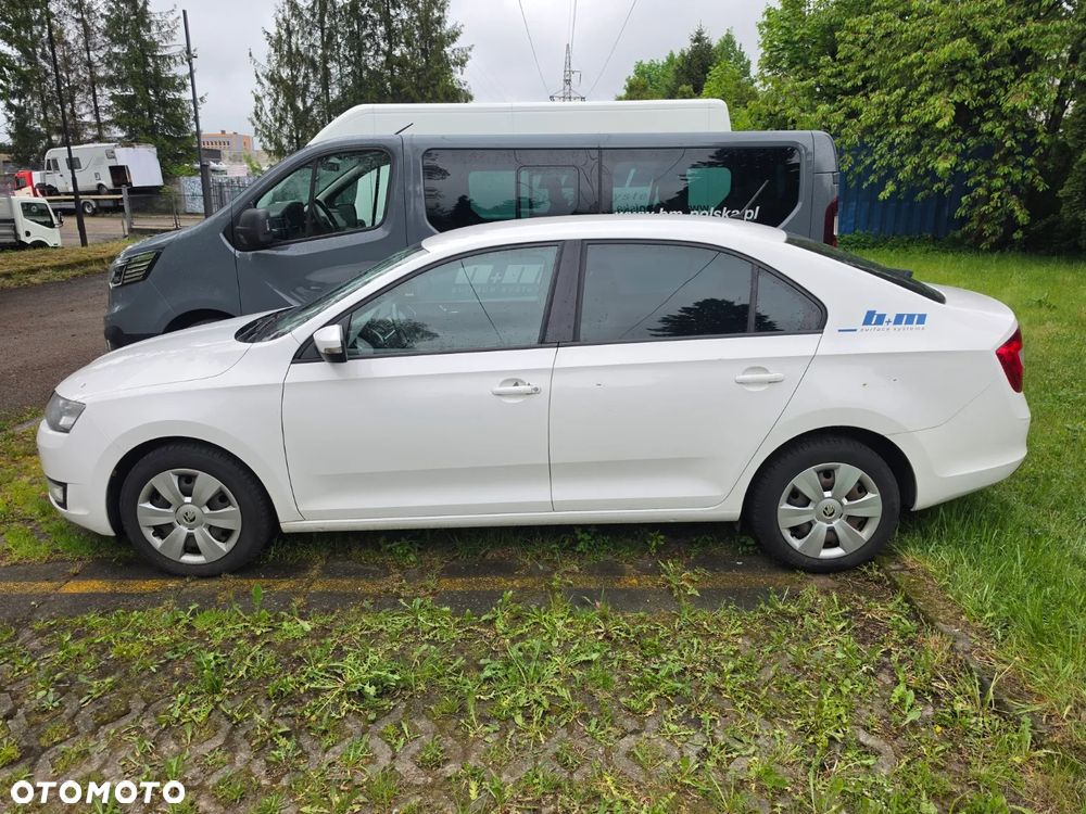 Skoda RAPID 1.6 TDI DPF Style - 3