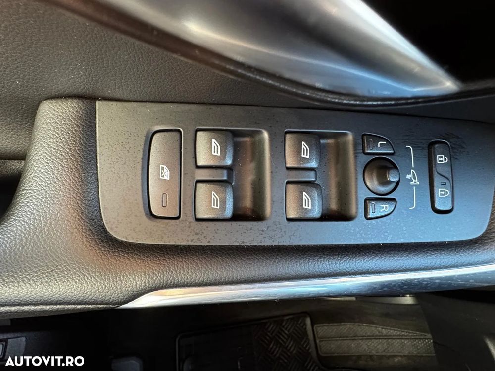 Volvo V40 D3 Aut. Inscription - 26