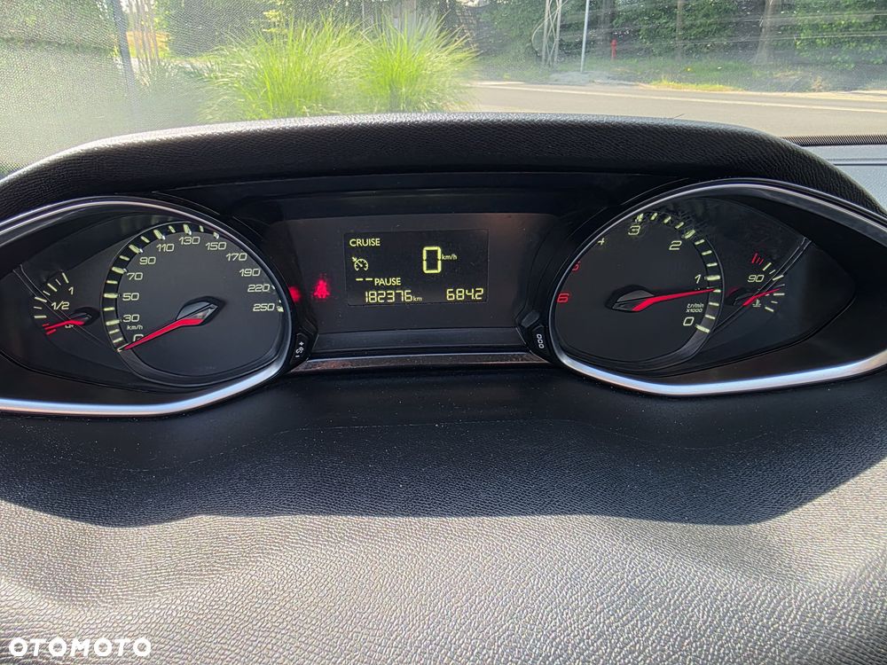 Peugeot 308 e-HDi 115 Stop & Start Allure - 27