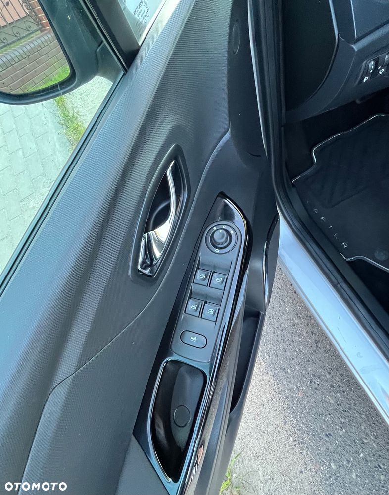 Renault Captur - 20
