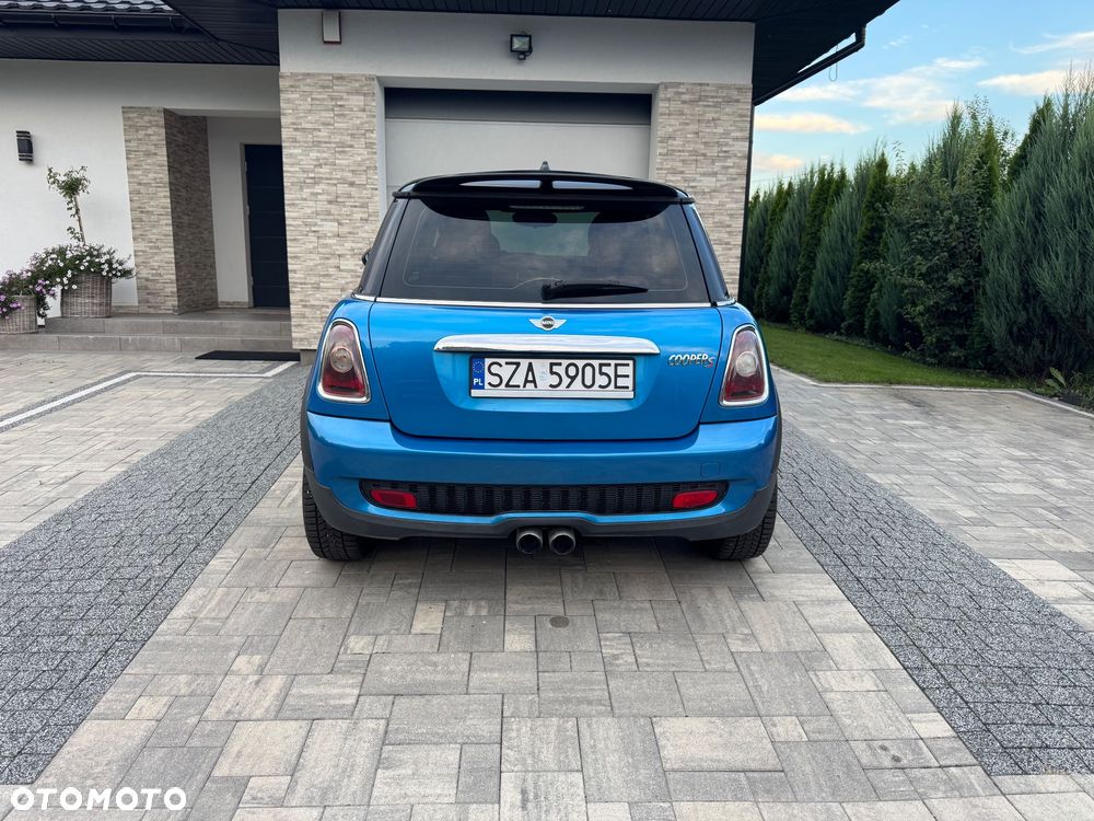MINI ONE Standard - 10