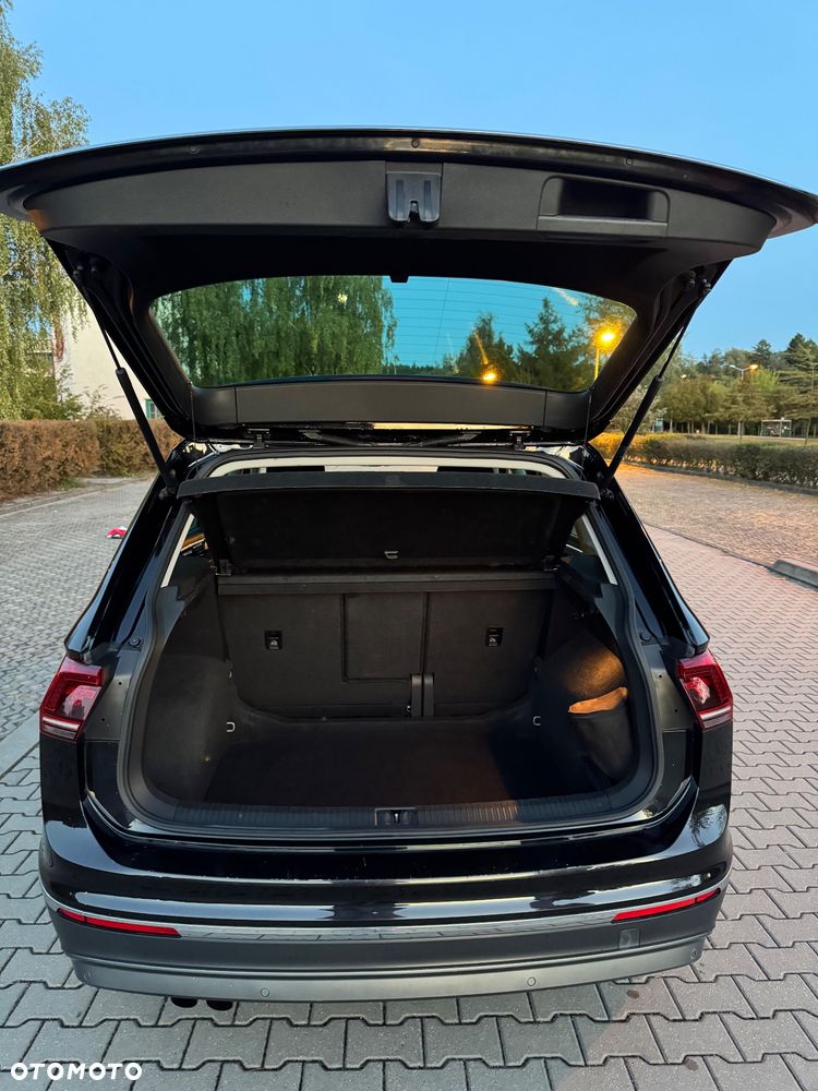 Volkswagen Tiguan - 12