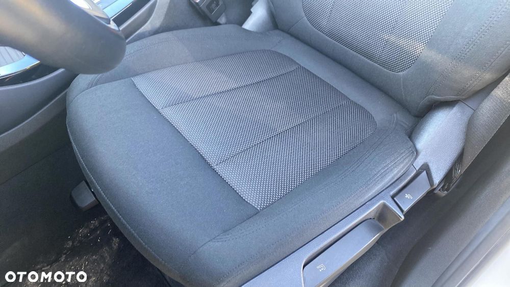 BMW X3 xDrive20d Advantage - 18