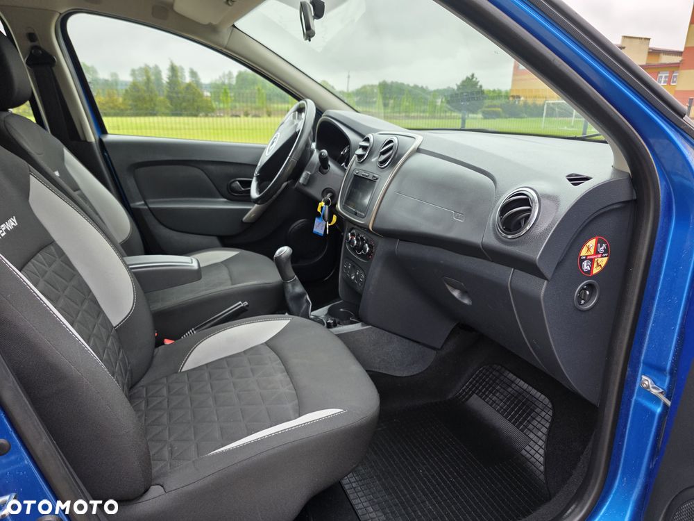 Dacia Sandero Stepway TCe 90 (S&S) Prestige - 17
