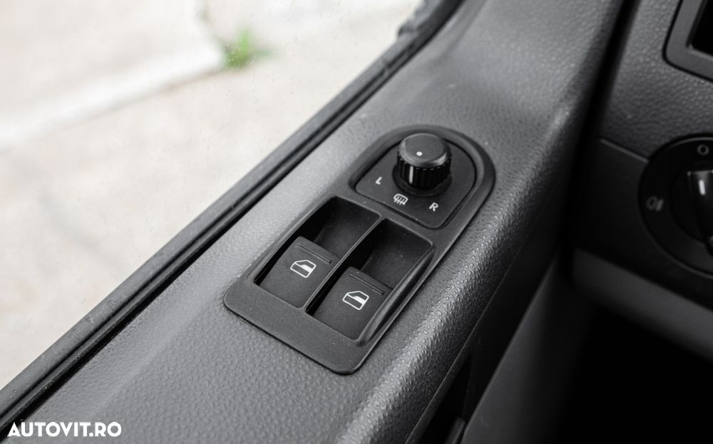 Volkswagen T5 - 14