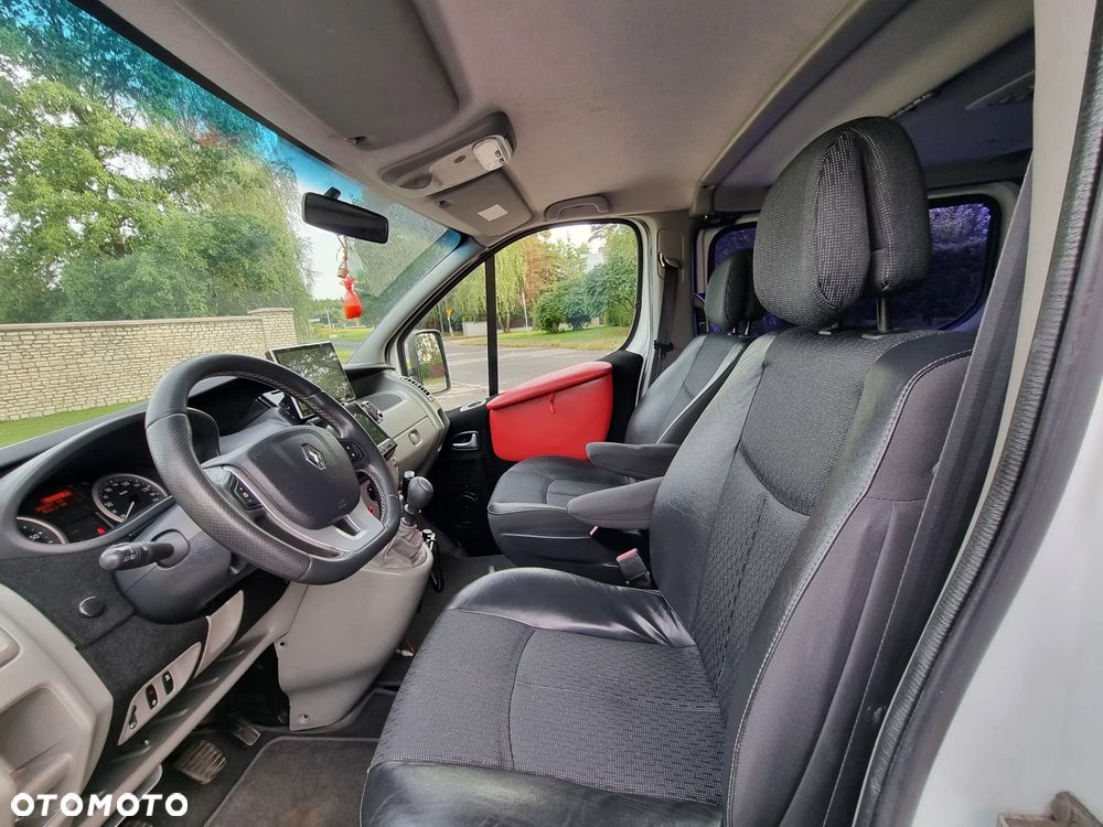 Renault Trafic L1H1 Passenger Lux - 23