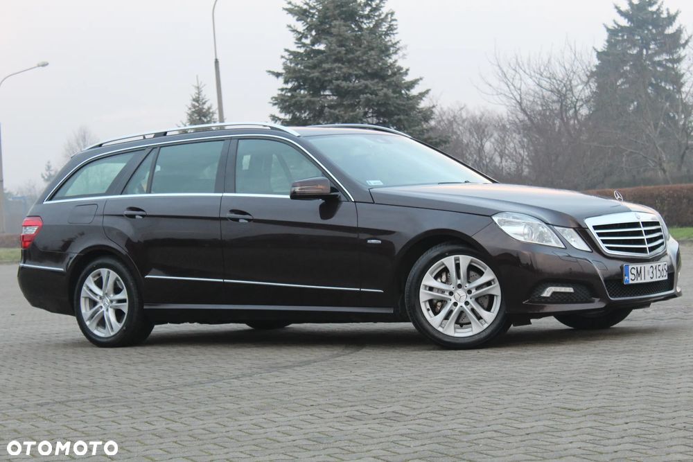 Mercedes-Benz Klasa E 250 CGI BlueEFFICIENCY 7G-TRONIC Avantgarde - 6
