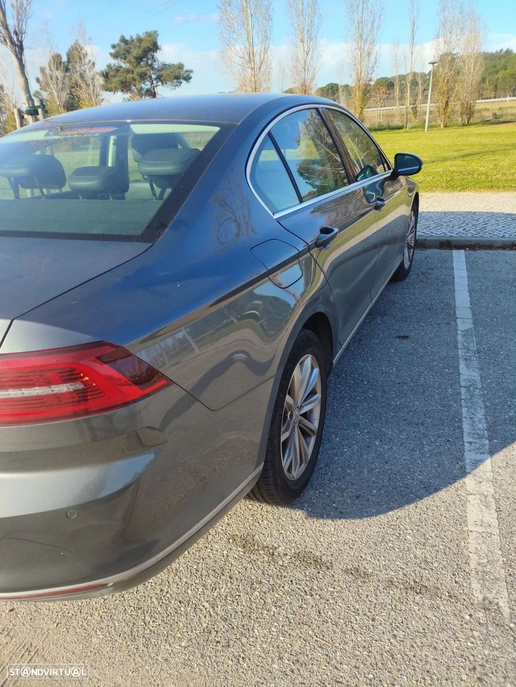 VW Passat 2.0 TDI Highline DSG - 4