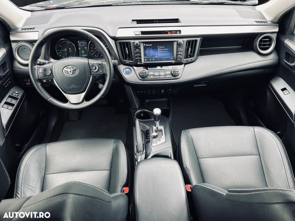Toyota RAV4 2.5 VVT-i 4x4 Luxury - 11