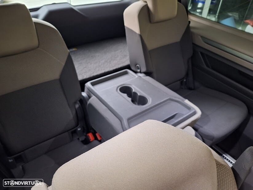 VW Multivan 2.0 TDI Life DSG - 15