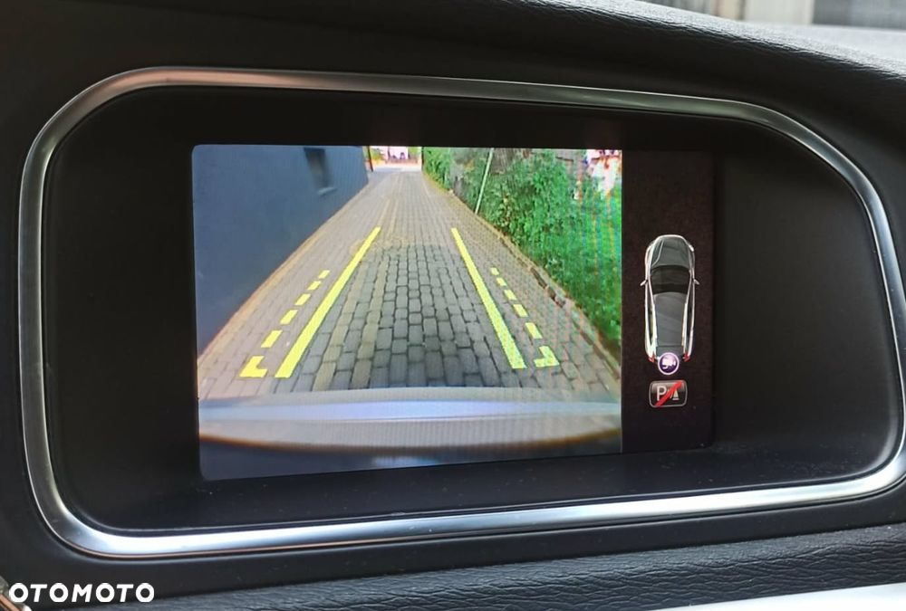 Volvo V40 D2 Drive-E Momentum - 5