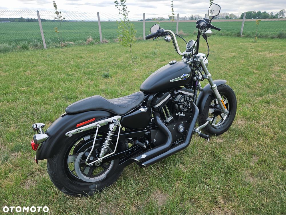 Harley-Davidson Sportster Custom 1200C - 4