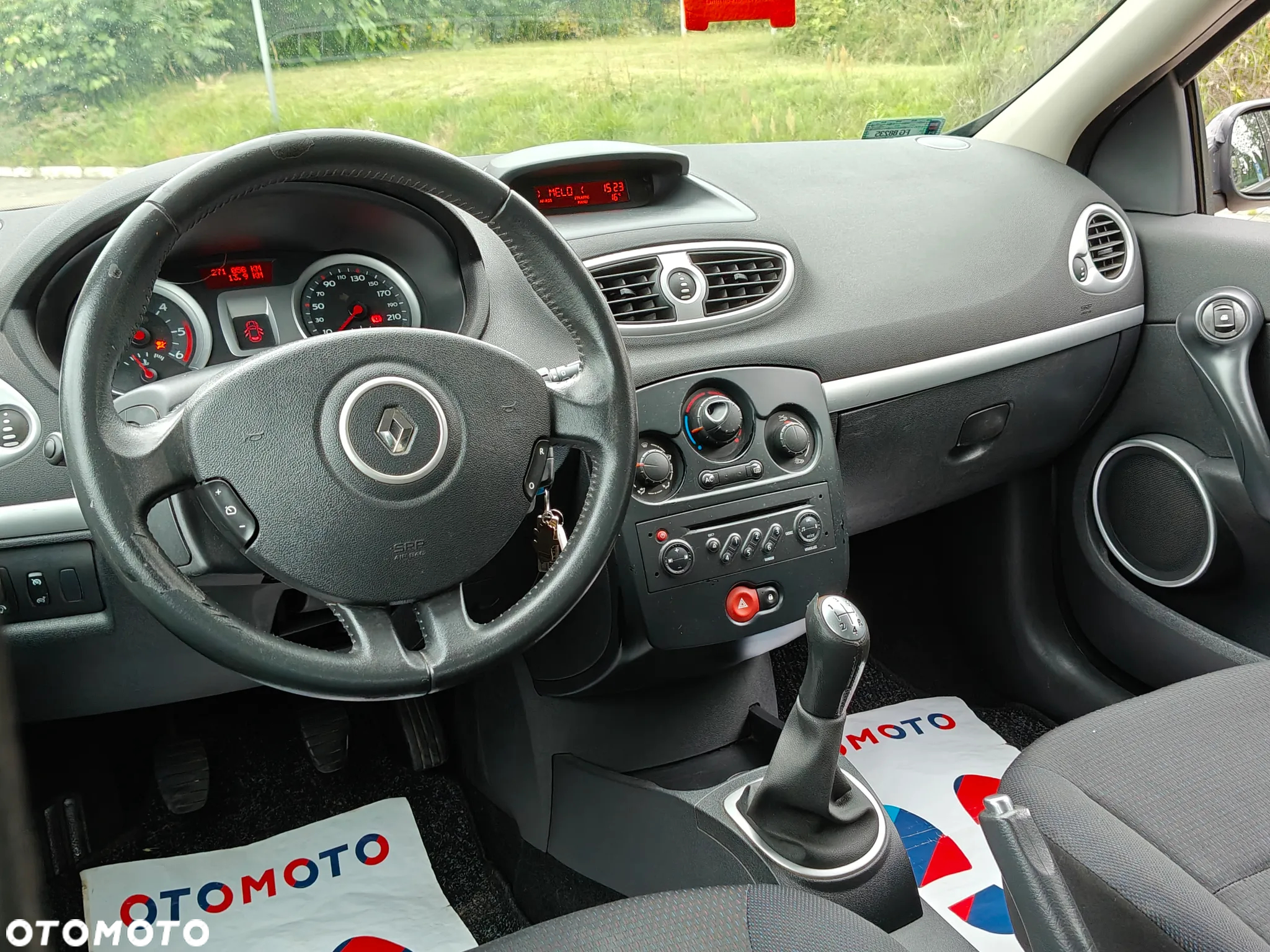 Renault Clio 1.5 dCi All Inclusive - 6