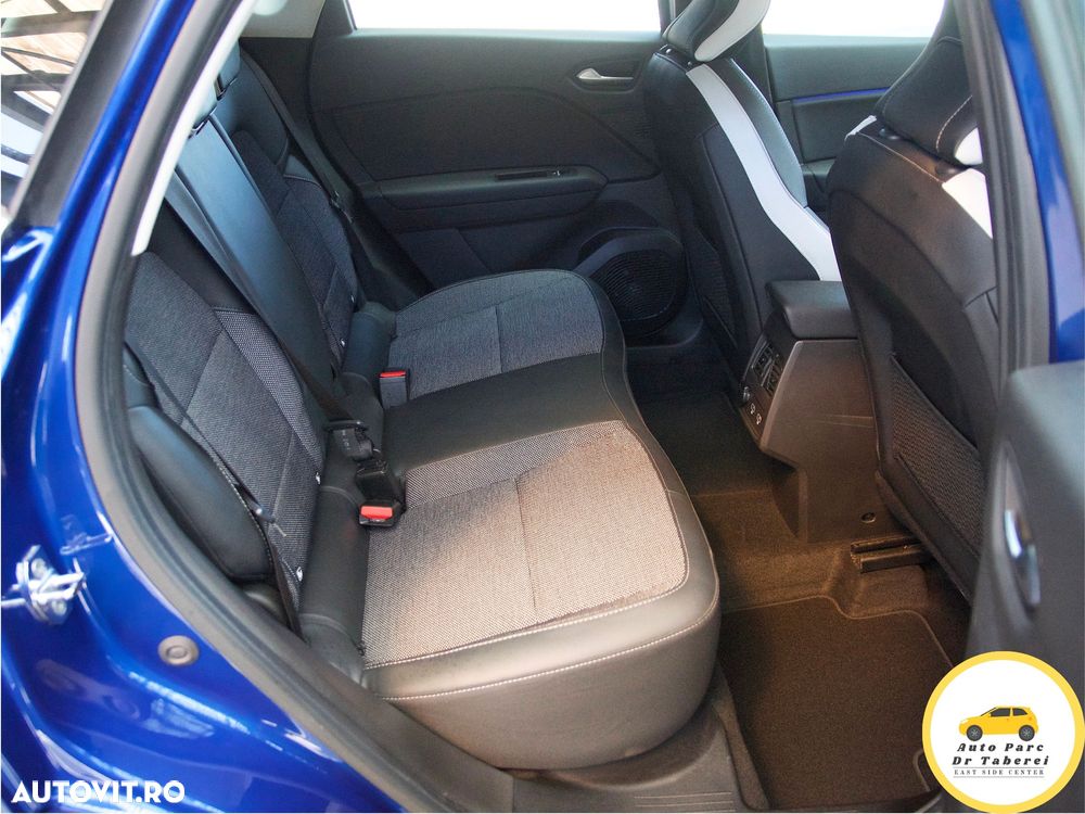 Renault Captur PHEV 160 Techno - 29